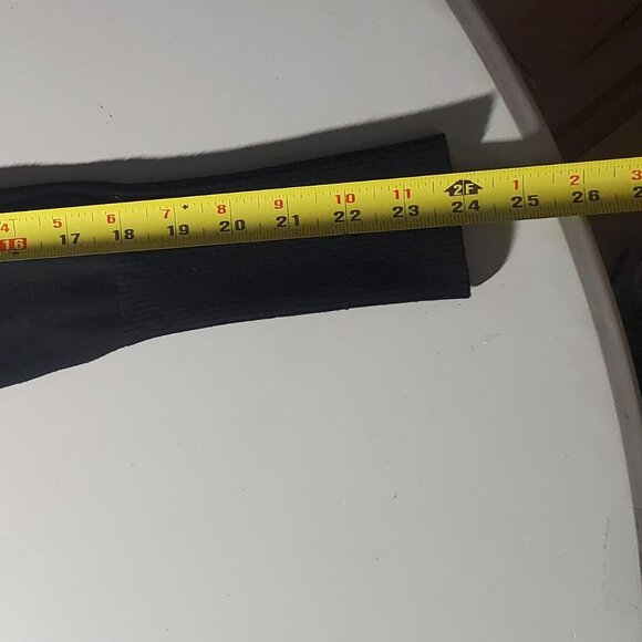 Karen Millen England Stretch Knit Turtleneck Sweater Sz Small Women's - Picture 16 of 16